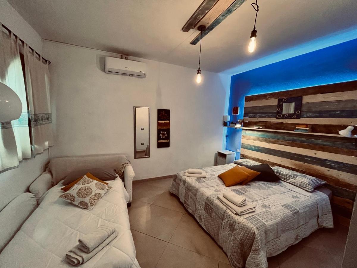 Iknos Guest House Olbia Eksteriør billede